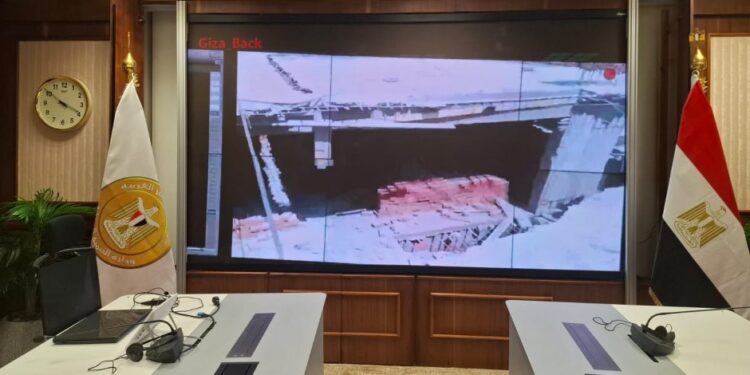 وزيرة التنمية المحلية تعلن رصد الشبكة الوطنية للطوارئ والسلامة بالوزارة عقار مخالف بحي الهرم بالجيزة وتتابع إزالته