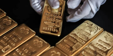 الذهب يترقب خفض الفائدة… واستقرار بالسوق المحلية
