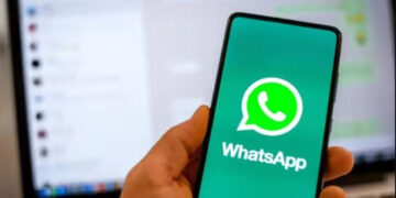 واتساب يطلق تحديثا جديدا مع ميزة محادثات صوتية حية مع Meta AI