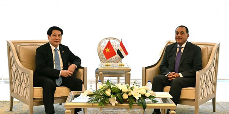 رئيس الوزراء يستقبل رئيس جمهورية فيتنام الاشتراكية والوفد المرافق بالعاصمة الإدارية الجديدة