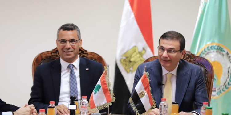 وزير الزراعة يستقبل نظيره اللبناني والوفد المرافق له ويطلقان فعاليات الدورة الخامسة للجنة المصرية اللبنانية الزراعية الفنية المشتركة