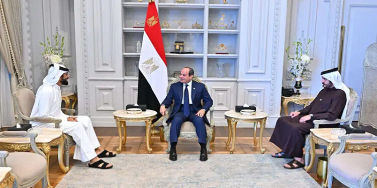 الرئيس السيسي يستقبل قائد الحرس الملكي بمملكة البحرين وقائد العمليات الخاصة بالمملكة