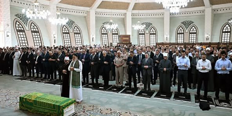 رئيس الوزراء يؤدي صلاة الجنازة على الدكتور علي المصيلحي بمسجد الشرطة بـ 6 أكتوبر
