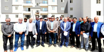 وزير الإسكان يتفقد المركز التكنولوجي لخدمة المواطنين بالعبور الجديدة ويتابع موقف مشروعي “ديارنا” و”سكن لكل المصريين” 