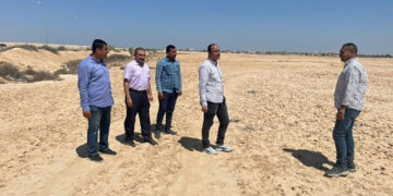 وزير الإسكان: تسليم قطعة أرض بمساحة 350 فدانًا بنظام المطور الصناعي بمدينة برج العرب