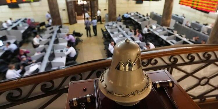 صعود 12 قطاعًا بالبورصة خلال جلسات أغسطس على رأسها الخدمات التعليمية بنسبة 16%
