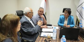 نائب وزير الصحة تعقد اجتماعًا لمتابعة الاستراتيجية الوطنية للسكان والتنمية وتخطيط المرحلة الثانية