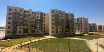 وزير الإسكان يتابع موقف تنفيذ 105آلاف وحدة سكنية بمدينة أكتوبر الجديدة