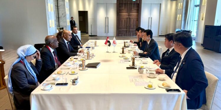 وزير التربية والتعليم يلتقي أعضاء البرلمان الياباني لبحث تعزيز الشراكات في مجالات التعليم المختلفة