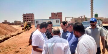 رئيس جهاز مدينة الشروق يتفقد مشروع التغذية الرئيسي بالمياه بعددٍ من المجاورات بمنطقة الرابية
