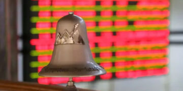 حصاد البورصة خلال ثانى أسبوع فى أغسطس.. رأس المال يربح 19 مليار جنيه