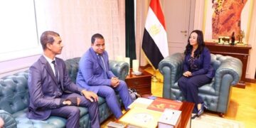 وزيرة التضامن الاجتماعي تلتقي ممثلي مؤسسة “ظواهر” بالأقصر