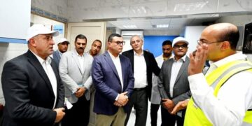 وزير الإسكان ومحافظ الغربية يختتمان جولتهما بتفقد محطة معالجة صرف صحي زفتى