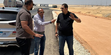 رئيس جهاز مدينة سفنكس الجديدة يتفقد مشروعات الطرق والمرافق