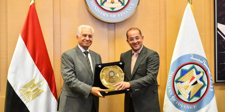 بروتوكول تعاون بين «المالية» والأكاديمية العربية للعلوم الإدارية والمالية والمصرفية