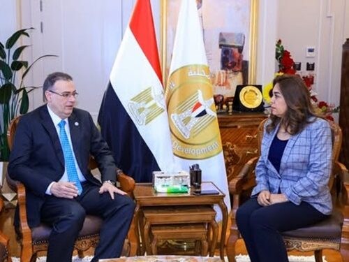 وزيرة التنمية تبحث مع رئيس الجهاز المركزي للتنظيم والإدارة مجالات التعاون المشتركة