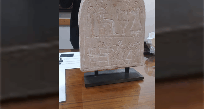 وزارة السياحة تتسلم القطع من وزارة الخارجية والهجرة وتودعها بالمتحف المصري بالتحرير