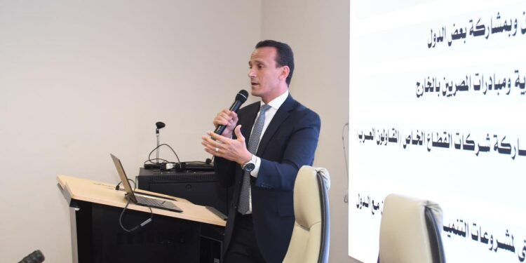 مساعد وزير الإسكان يلتقي عددا من سفراء مصر الجدد بالخارج لاستعراض جهود الوزارة في مجالات التنمية العمرانية