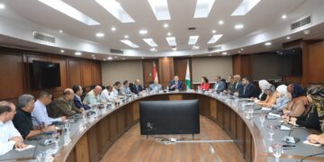 وزير الإسكان يلتقي رئيس وأعضاء جمعية مستثمري ٦ أكتوبر لاستعراض طلباتهم ومقترحاتهم