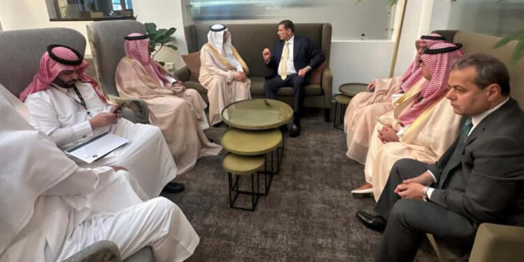 وزير الزراعة يبحث مع نظيره السعودي تعزيز سبل التعاون الزراعي المشترك