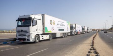 قوافل الحماية الاجتماعية من صندوق تحيا مصر تصل إلى 7 آلاف أسرة بقرى واحة سيوة