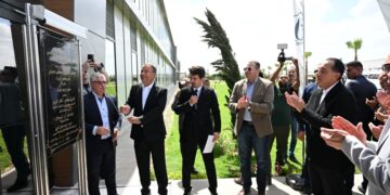 مدبولي يفتتح مصنع “إروجلو جارمنت” التركي للملابس الجاهزة بمنطقة القنطرة غرب الصناعية