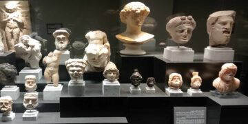 السياحة والآثار تؤكد عدم اختفاء أي قطعة أثرية بالمتحف اليوناني الروماني بالإسكندرية