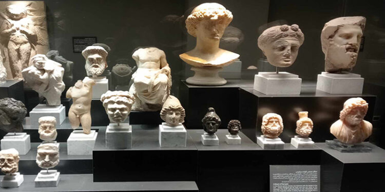 السياحة والآثار تؤكد عدم اختفاء أي قطعة أثرية بالمتحف اليوناني الروماني بالإسكندرية
