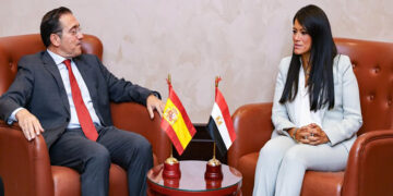 وزيرة التخطيط تعقد جلسة مباحثات مع وزير الخارجية والتعاون بمملكة إسبانيا لبحث سبل التعاون المشترك