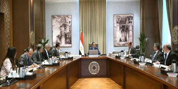 مدبولي يتابع جاهزية محافظات المرحلة الثانية لتطبيق منظومة التأمين الصحي الشامل