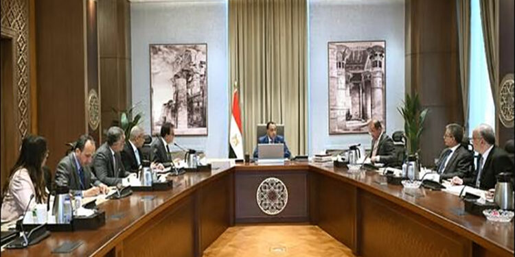 مدبولي يتابع جاهزية محافظات المرحلة الثانية لتطبيق منظومة التأمين الصحي الشامل