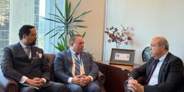 مصر والدومينيكان تبحثان تعزيز التعاون في الطيران المدني على هامش اجتماعات الإيكاو