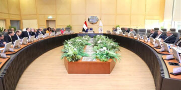 وزير الصناعة والنقل يترأس اجتماع مجلس إدارة الهيئة العامة لتخطيط مشروعات النقل