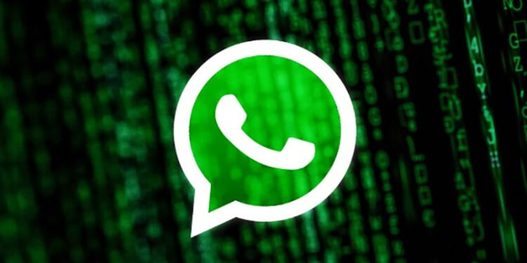واتساب تكشف عن عملية تجسس خطيرة استهدفت هواتف آيفون