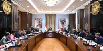 رئيس الوزراء: خطة لزيادة حجم أسطول الطيران بنحو 30% خلال الفترة المقبلة