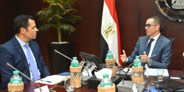 وزير الاستثمار  يستعرض مع وفد صندوق النقد الدولي الجهود المبذولة لدعم وتحسين مناخ الاستثمار