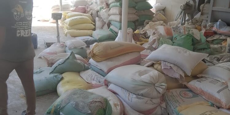 “الزراعة” تضرب بيد من حديد لمكافحة الغش والاحتكار في الأعلاف