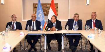 وزير الخارجية يلتقي أعضاء الوفد الدائم والقنصلية العامة في نيويورك