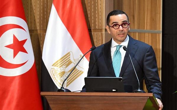 وزير الاستثمار يدعو رجال الأعمال من الجانبين إلى الاستفادة القصوى من المنتدى المصري التونسي