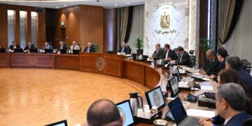 رئيس الوزراء يتابع إجراءات توفير الأسمدة في الأسواق وجهود حوكمة منظومة تداولها