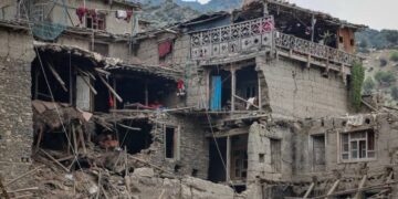 زلزال بقوة 6.2 يضرب أفغانستان