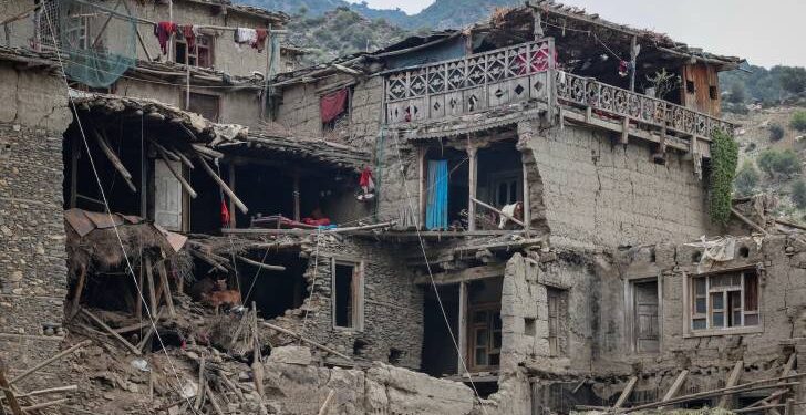 زلزال بقوة 6.2 يضرب أفغانستان