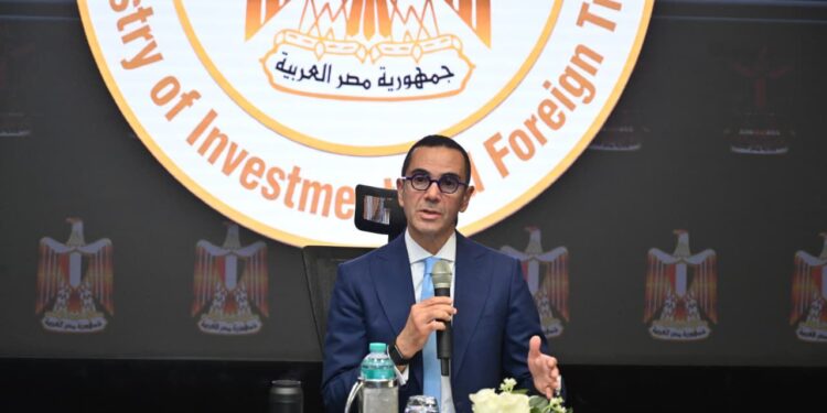 الخطيب: تعزيز تنافسية الاقتصاد المصري يساعد في جذب المزيد من الاستثمارات الأجنبية المباشرة