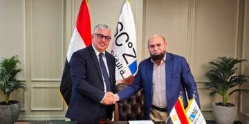 رئيس اقتصادية قناة السويس يوقع عقد مشروع شركة “إنترلووب جروب” الباكستانية لصناعة الملابس الجاهزة