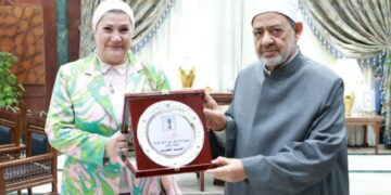 شيخ الأزهر يستقبل رئيسة المجلس القومي للطفولة والأمومة لبحث سبل التعاون