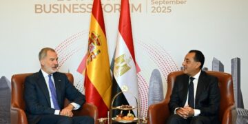 رئيس الوزراء يستقبل ملك أسبانيا بمقر الحكومة