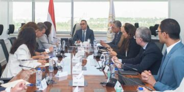 استثمارات جديدة على طاولة مباحثات الخطيب ووفد EBRD