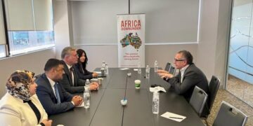 مصر تختتم مشاركتها في مؤتمر التعدين بأستراليا بسلسلة اجتماعات لوزير البترول لجذب الاستثمارات الأسترالية