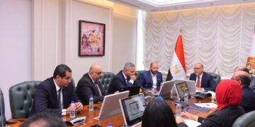 وزير العمل يلتقي وفدًا من شركة ” eSpace ” المتخصصة في تكنولوجيا المعلومات