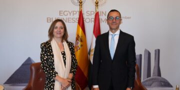 وزير الاستثمار يلتقي وزيرة التجارة الإسبانية لبحث تعزيز الشراكة الاقتصادية وتيسير حركة التجارة